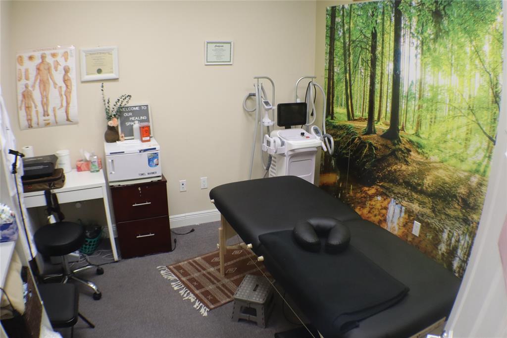 Office for Sale in  Florida 33067